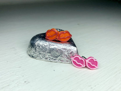 Sealed with a Kiss 3D Printed Earrings